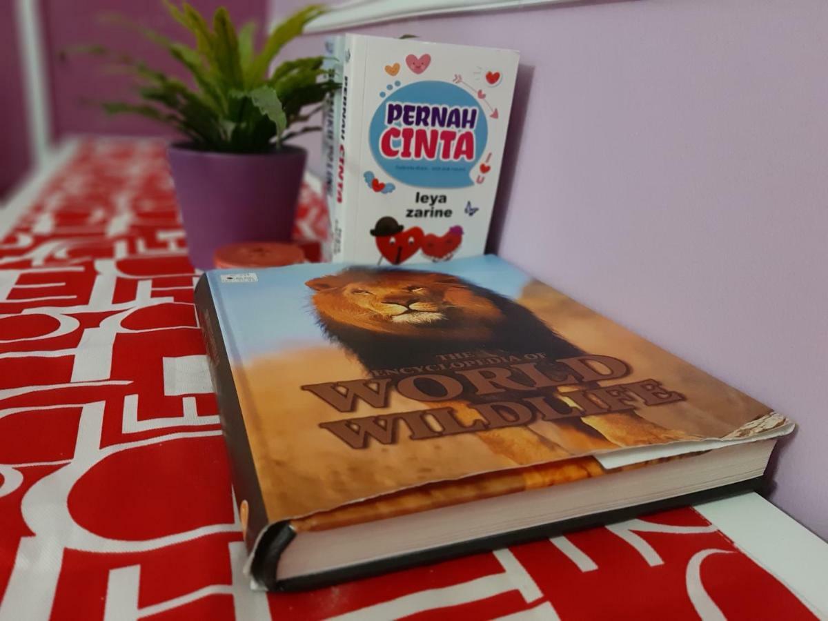 E&A Homestay Klia/ Sepang/ Nilai Екстер'єр фото